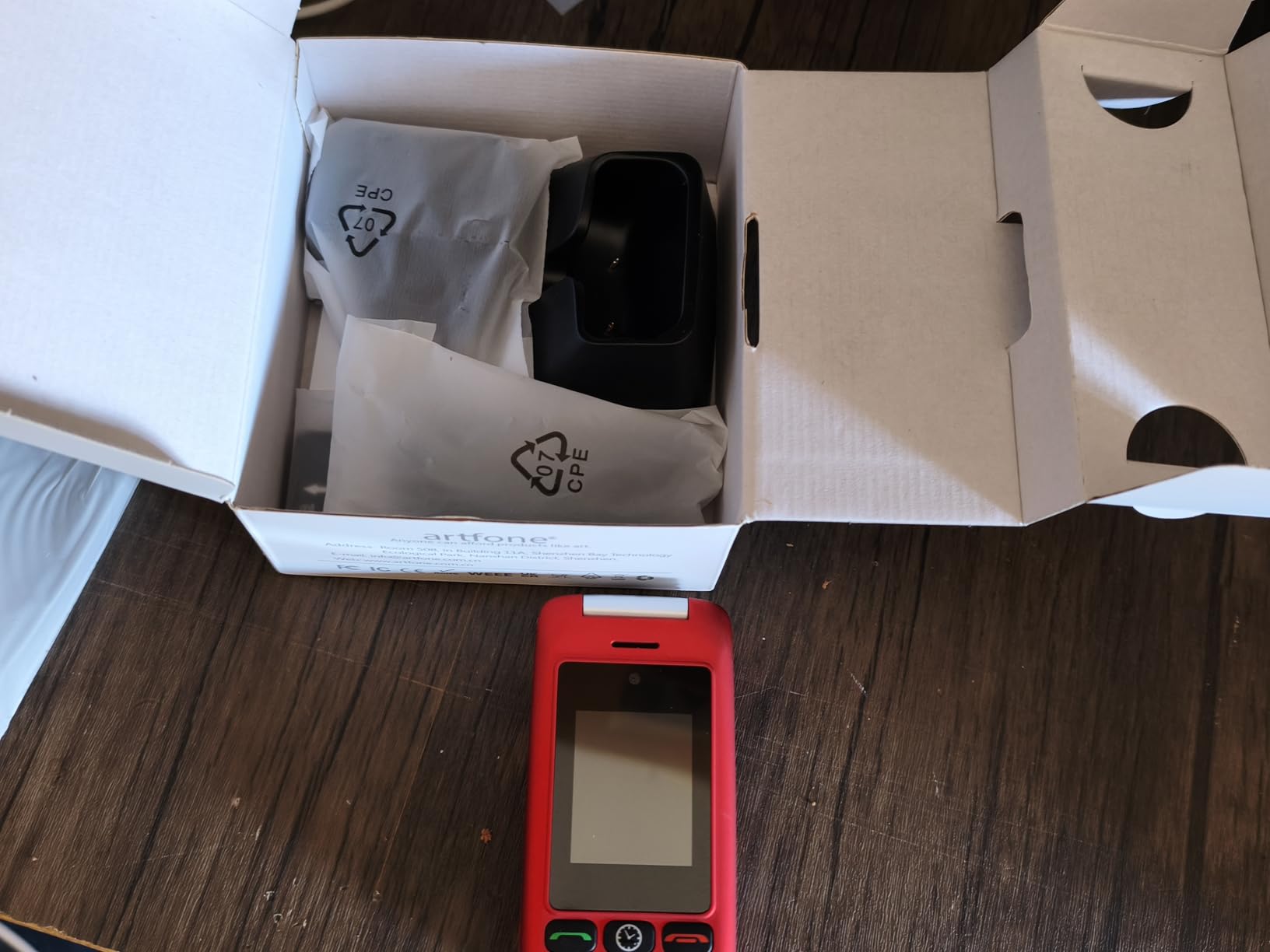 Artfone G6 Klapphandy große Tasten 4G SOS Ladestation USB-C