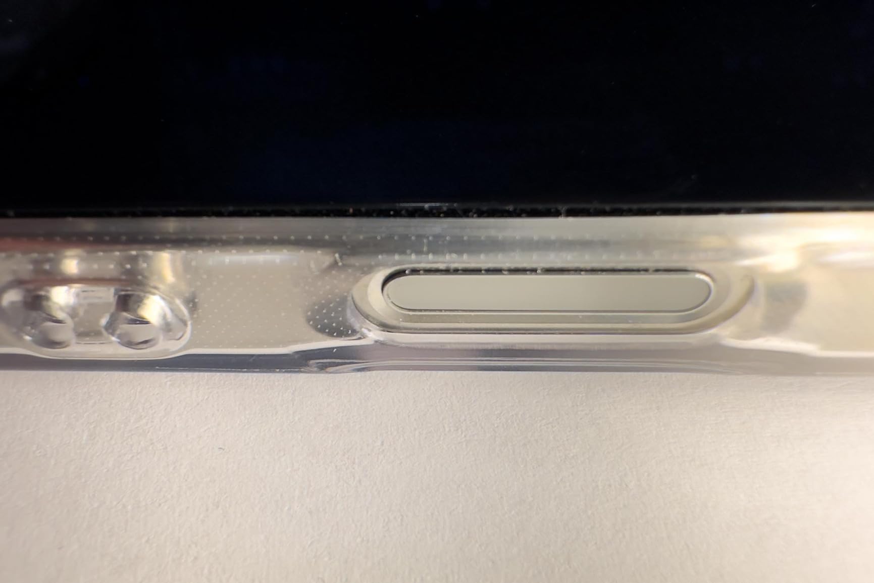 Onestyle iPhone 16 Pro Max Hülle MagSafe klar mit Folie